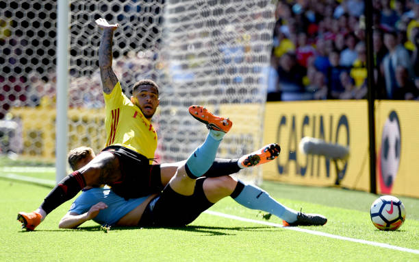 基恩谈阿森纳的进球：守门员就要掌控住六码区，表现太软弱了